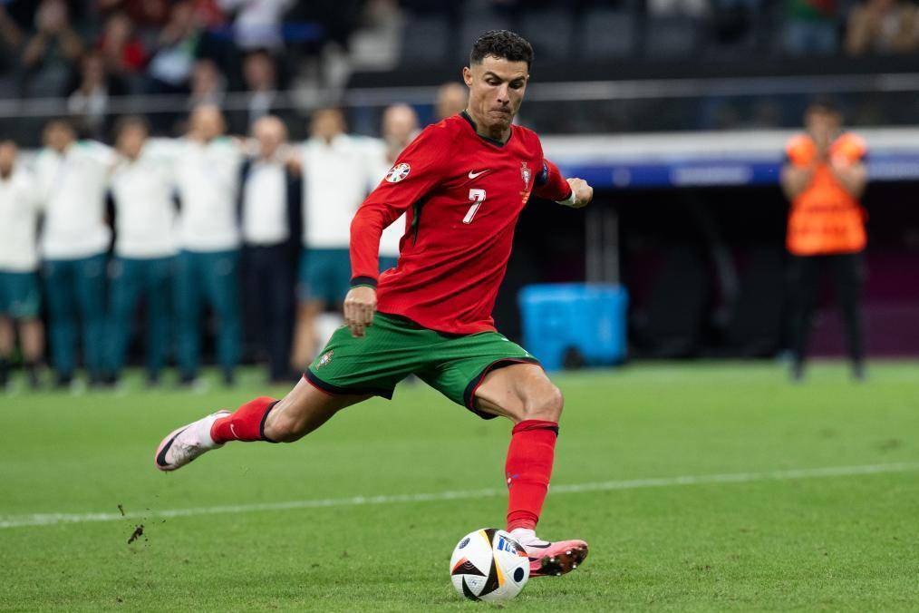 特温特俱乐 特温特俱乐