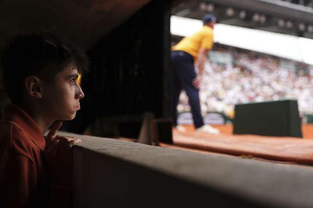 考虑合同年 考虑合同年